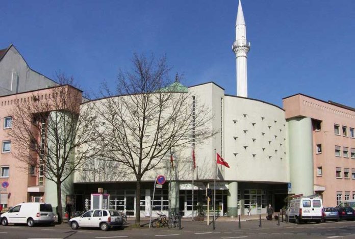 dzamija Yavuz Sultan Selim 696x469