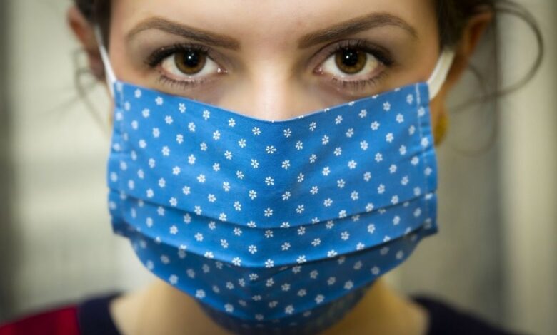 maska koronavirus covid19 epidemija zaraza djevojka pixabay