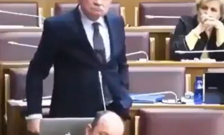 politicar sjednica spavanje MRS prtscr