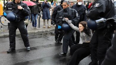 2020 05 02T155353Z 239841655 RC2FGG9JAY0Z RTRMADP 3 HEALTH CORONAVIRUS GERMANY PROTESTS
