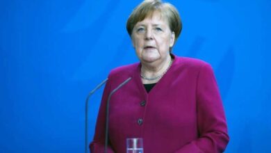 angela merkel 14 696x469