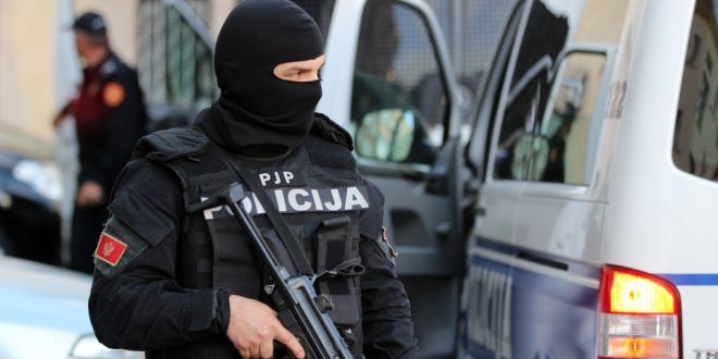 policija crne gore e1555742937386 660x330
