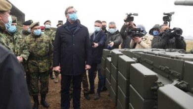 vucic predstavljanje tenkova 696x469